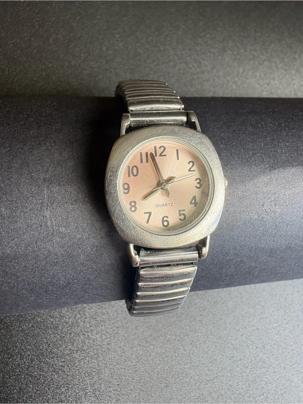 Unbranded Silver-Tone Quartz Wristwatch with Pink Dial